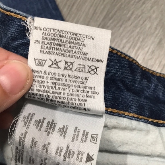 50 Carat Fashion Nova Distressed Tiffany Jeans - Picture 12 of 15